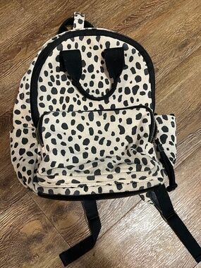 Universal Thread Cheetah Print Backpack